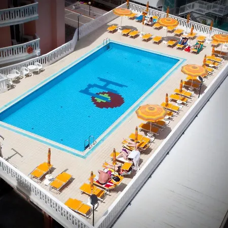 Hotel Universal 3*