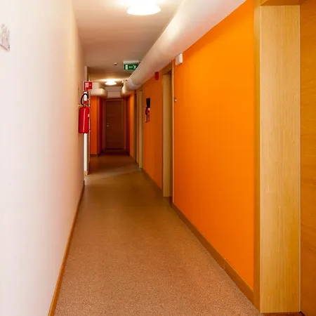 Hotel Universal 3*